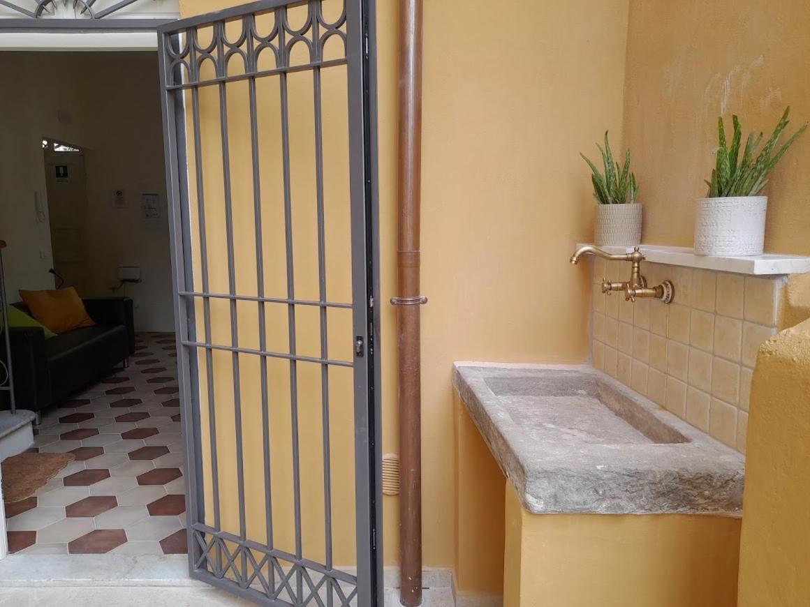 B&B Villino Luschi Pisa Centro Exterior photo