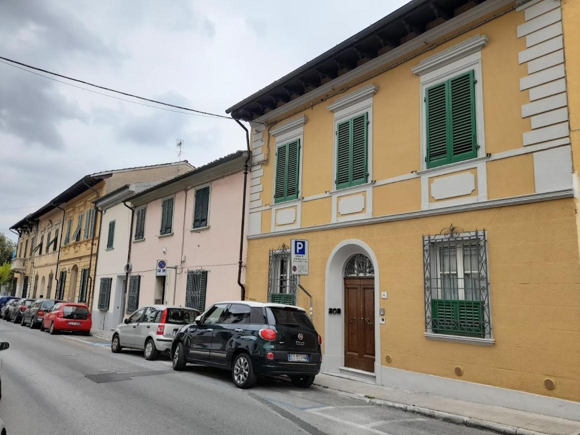 B&B Villino Luschi Pisa Centro Exterior photo