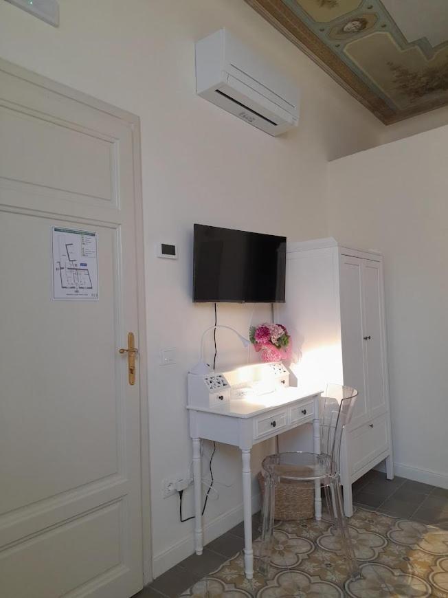 B&B Villino Luschi Pisa Centro Exterior photo