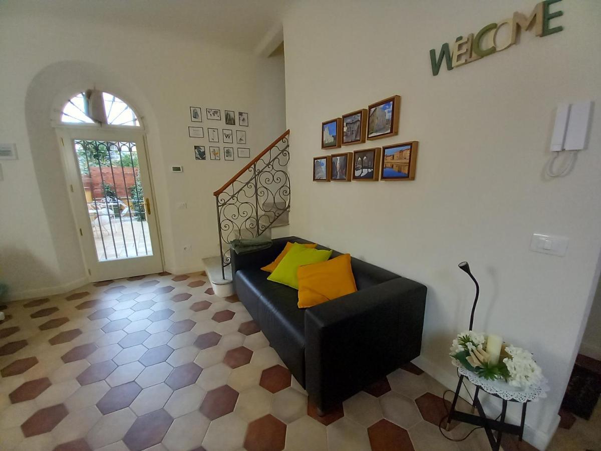 B&B Villino Luschi Pisa Centro Exterior photo